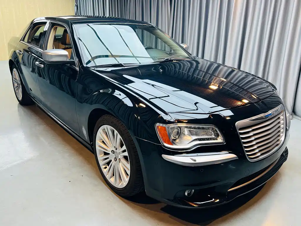 Chrysler 300C 2013 3.6L
