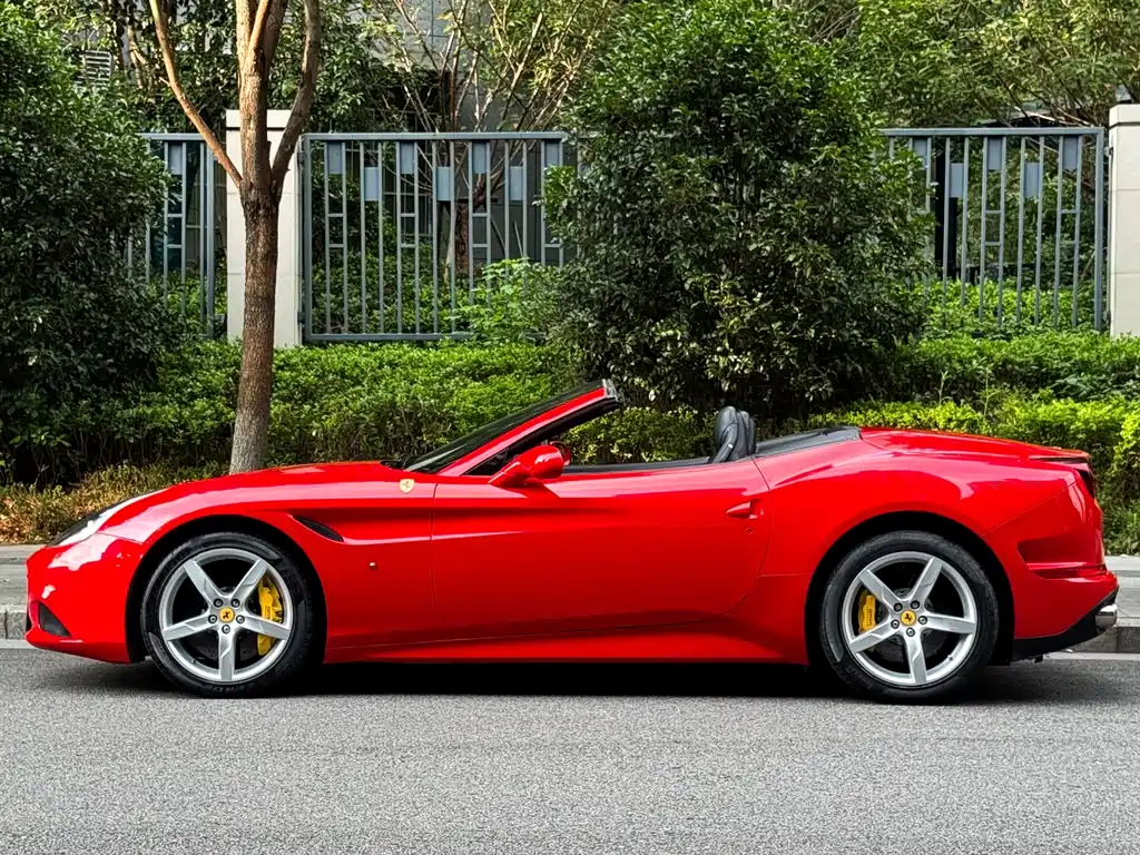 Ferrari California T — миниатюра 13