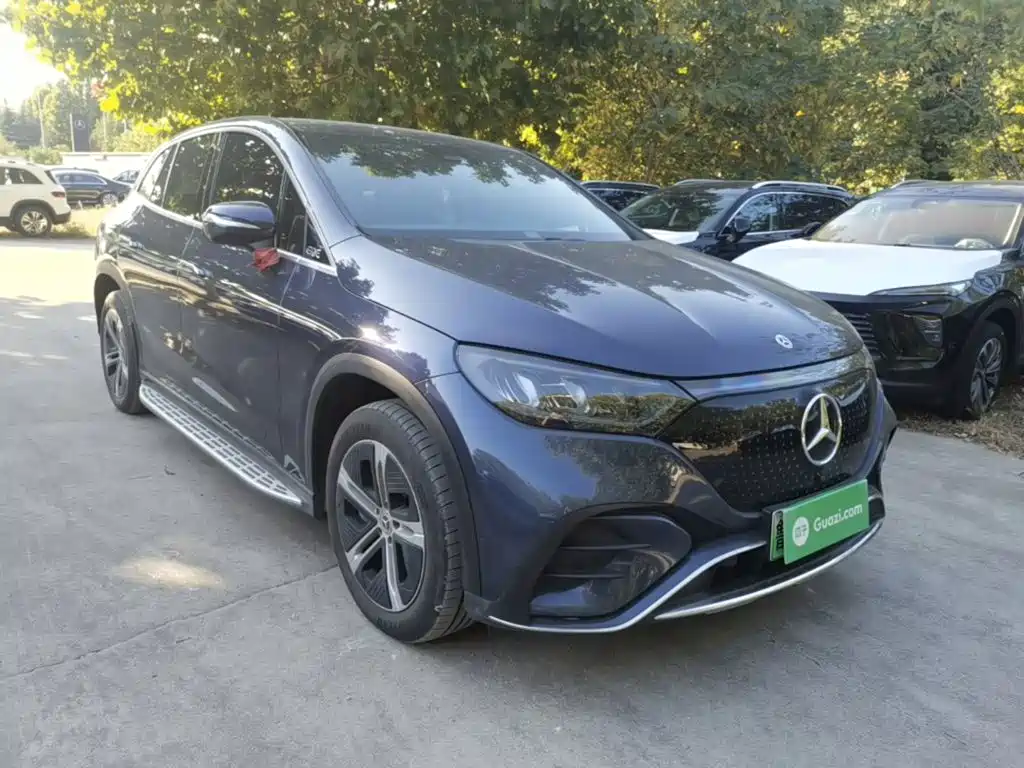 Mercedes-Benz EQE SUV — миниатюра 4