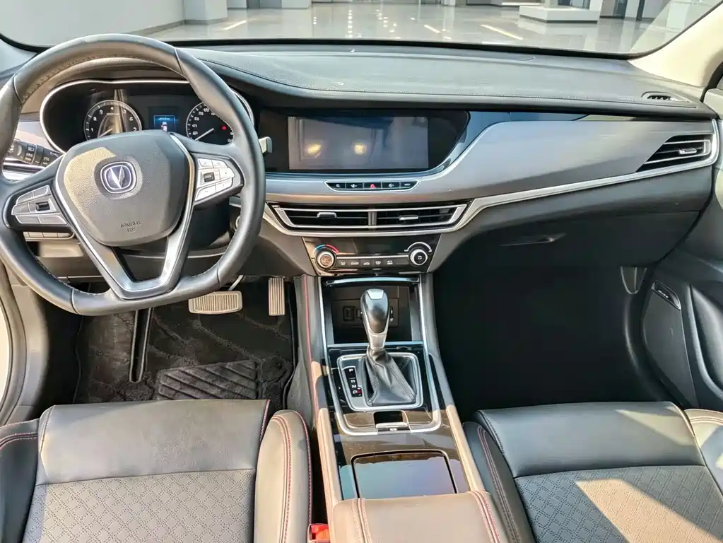 Changan Eado — миниатюра 6