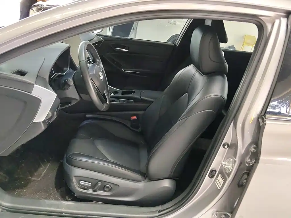 Toyota Avalon — миниатюра 11