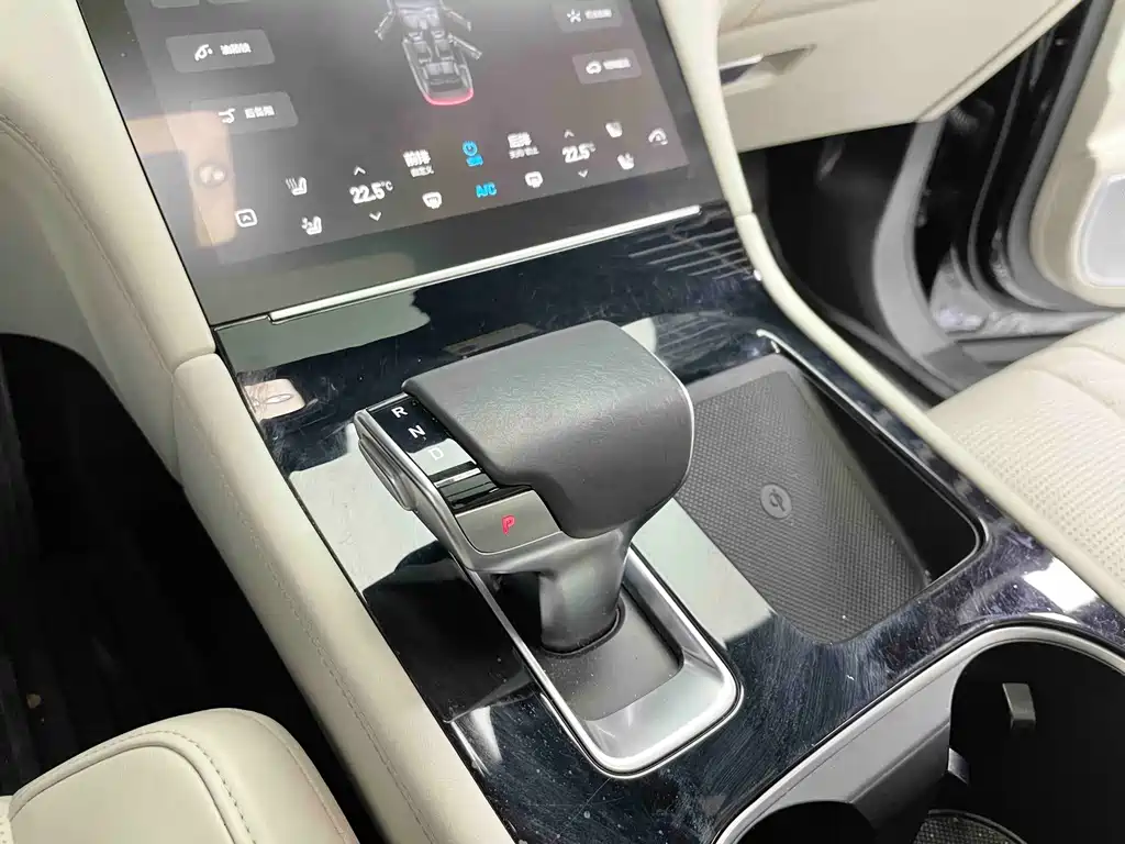 Li Auto Li ONE — миниатюра 13