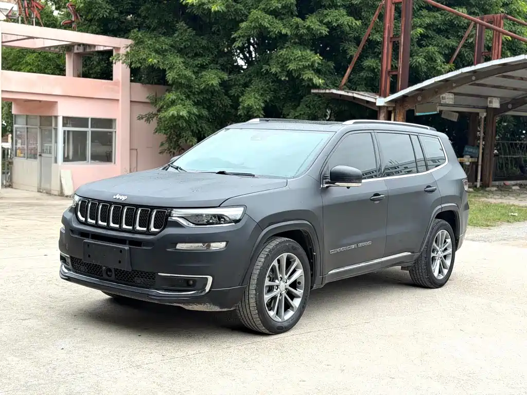 Jeep Grand Commander
