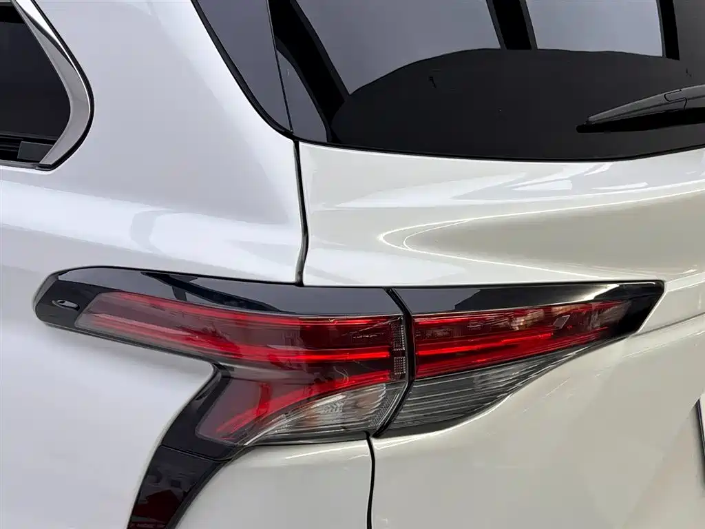Toyota Sienna 2023 2.5L Comfort