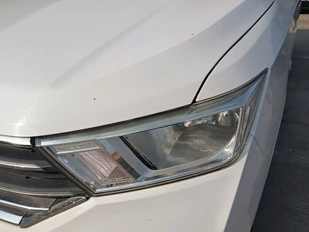 Wuling Hongguang — миниатюра 24
