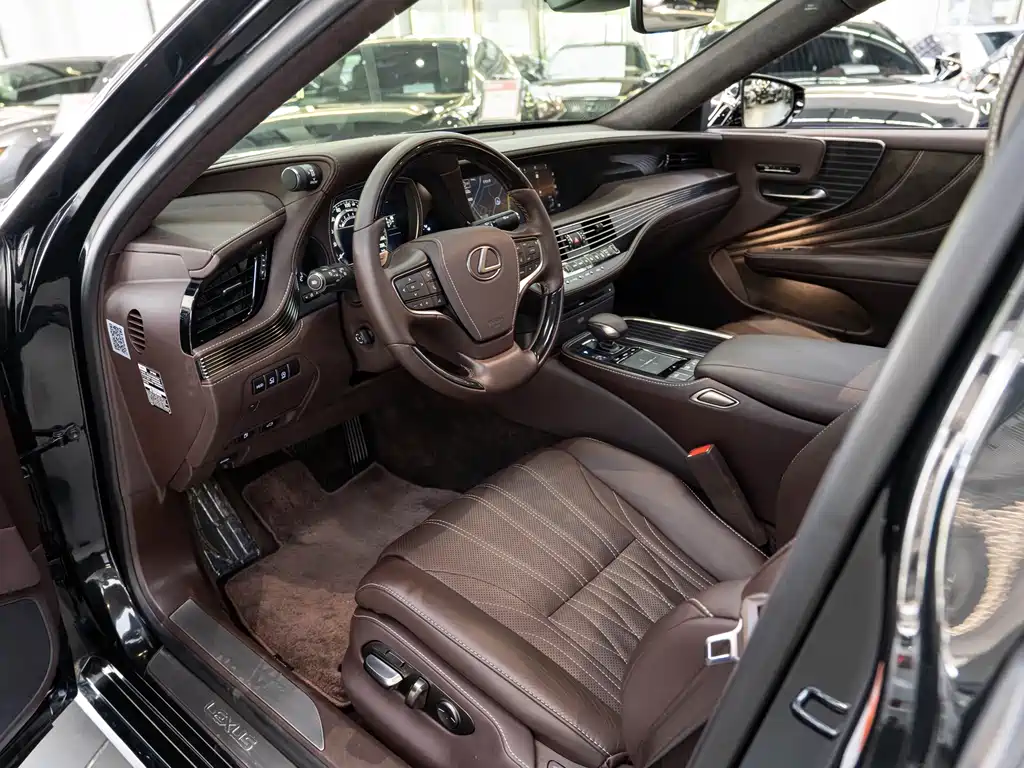 Lexus LS 2018 350 Luxury V