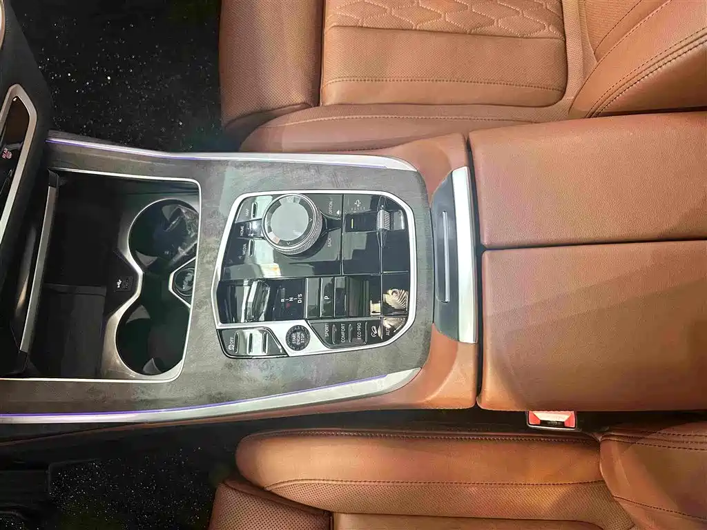 BMW X7 2023 — фото 10