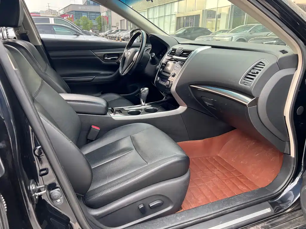 Nissan Teana — миниатюра 12