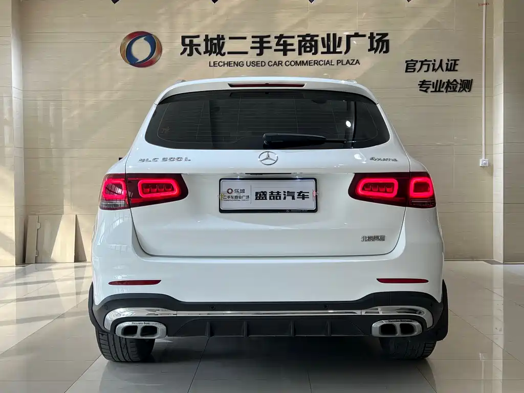 MERCEDES-BENZ GLC
