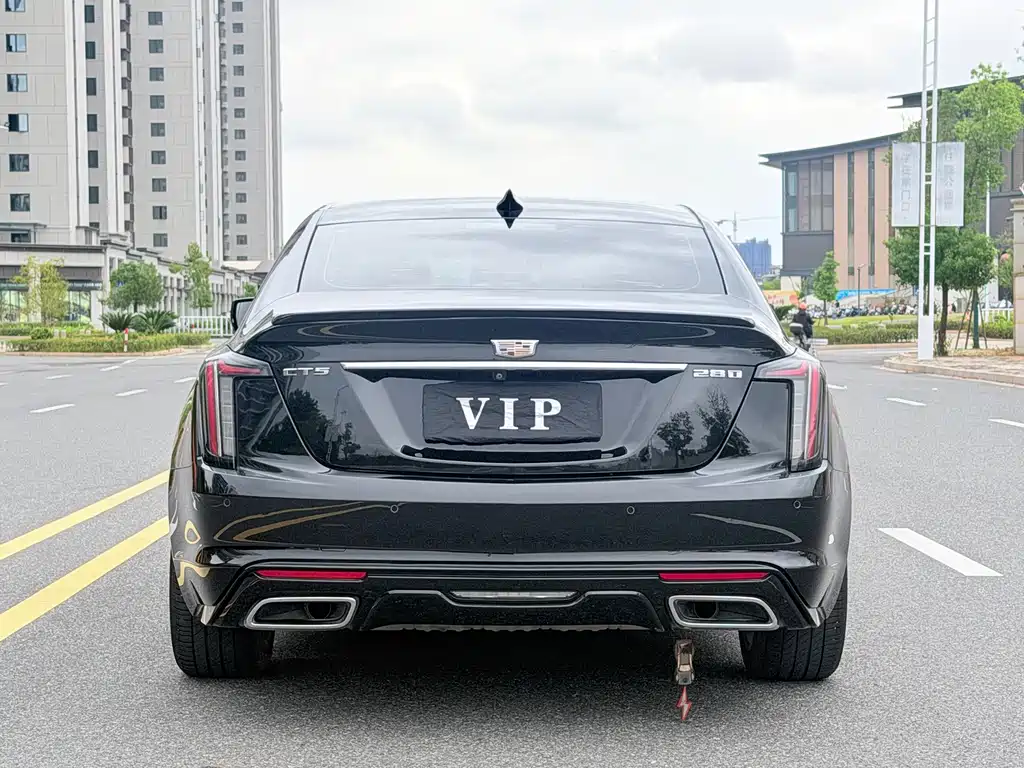 Cadillac CT5 — миниатюра 4