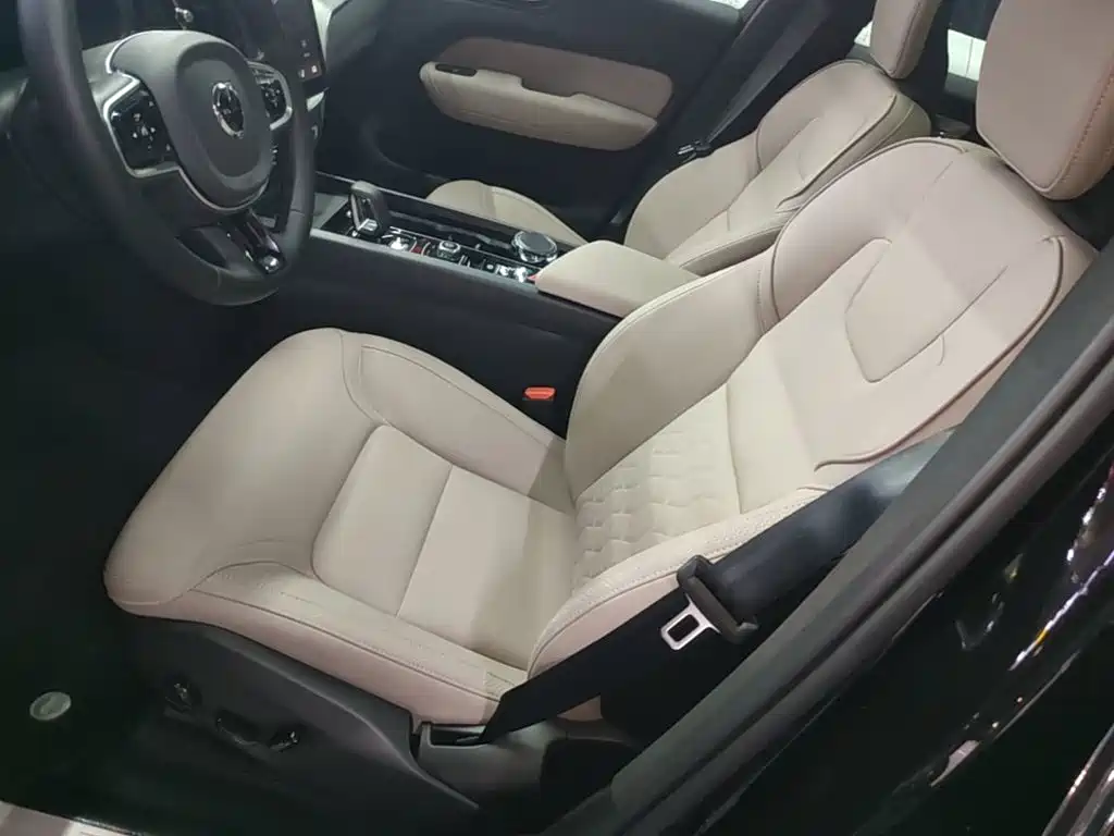 Volvo XC60 — миниатюра 15