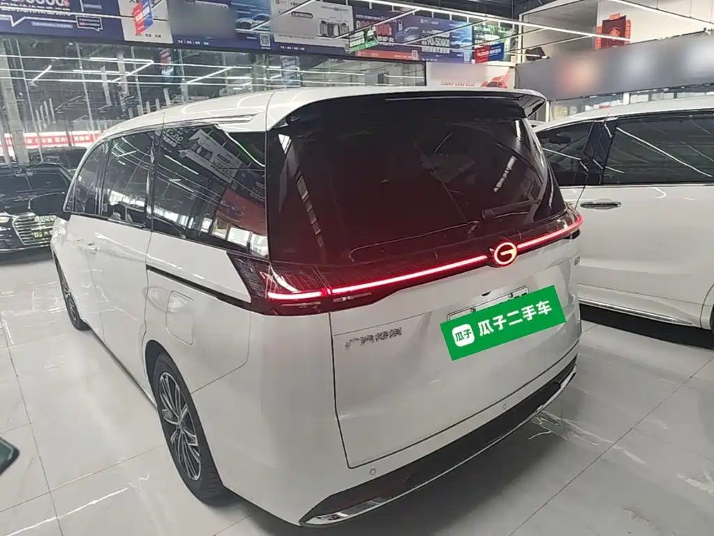 GAC Motor Trumpchi E8 PHEV — миниатюра 5