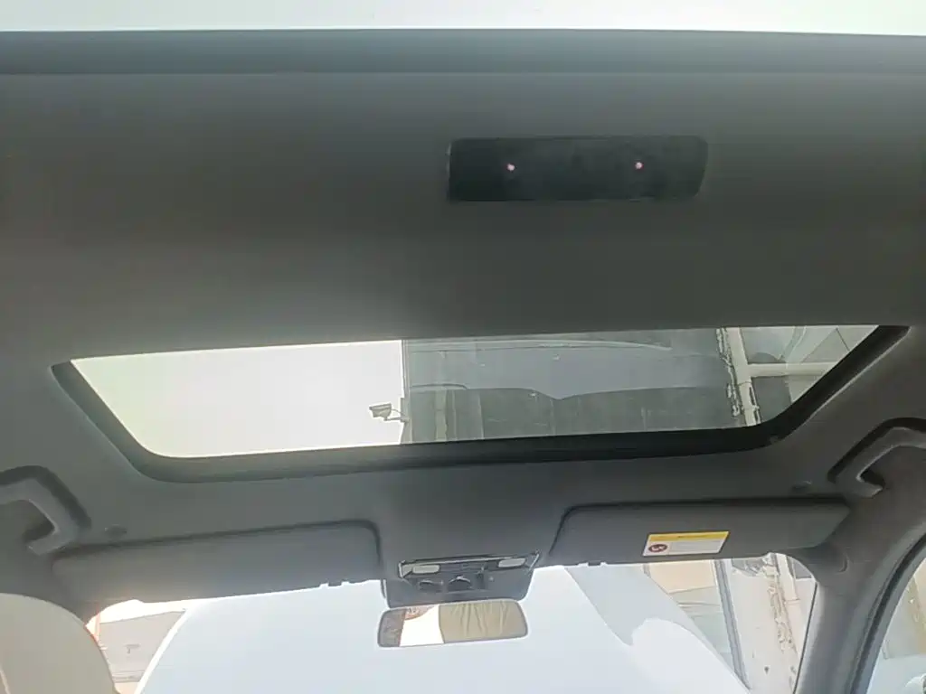 Li Auto Li L8 — миниатюра 18