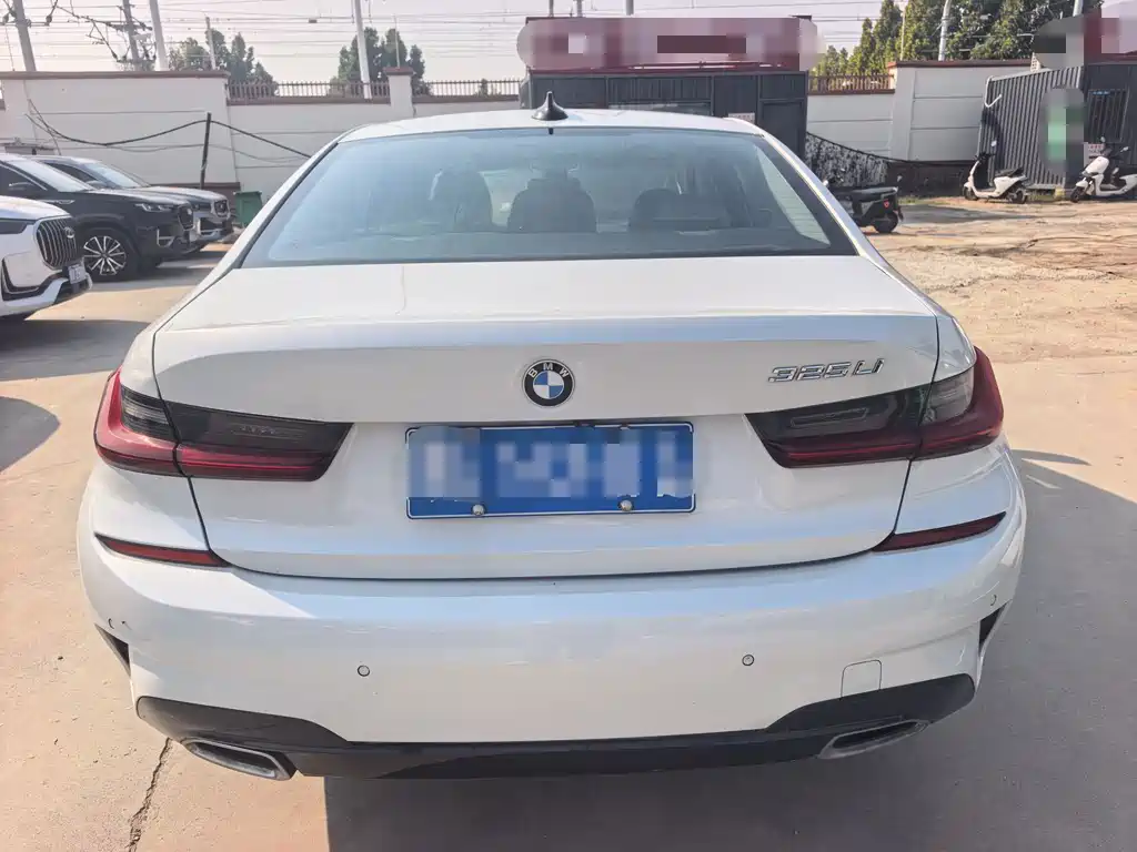 BMW 3 Series — миниатюра 10