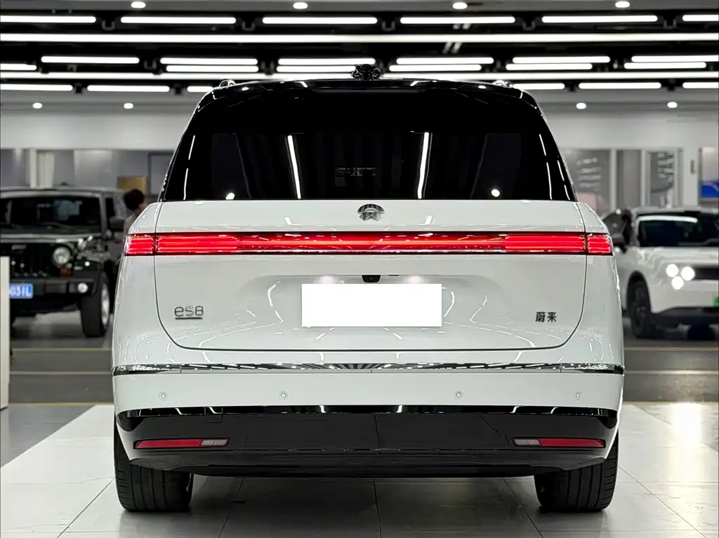 NIO ES8 — миниатюра 5