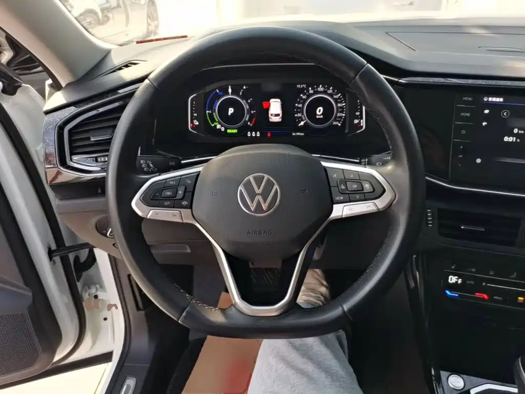 Volkswagen Tayron GTE — миниатюра 11