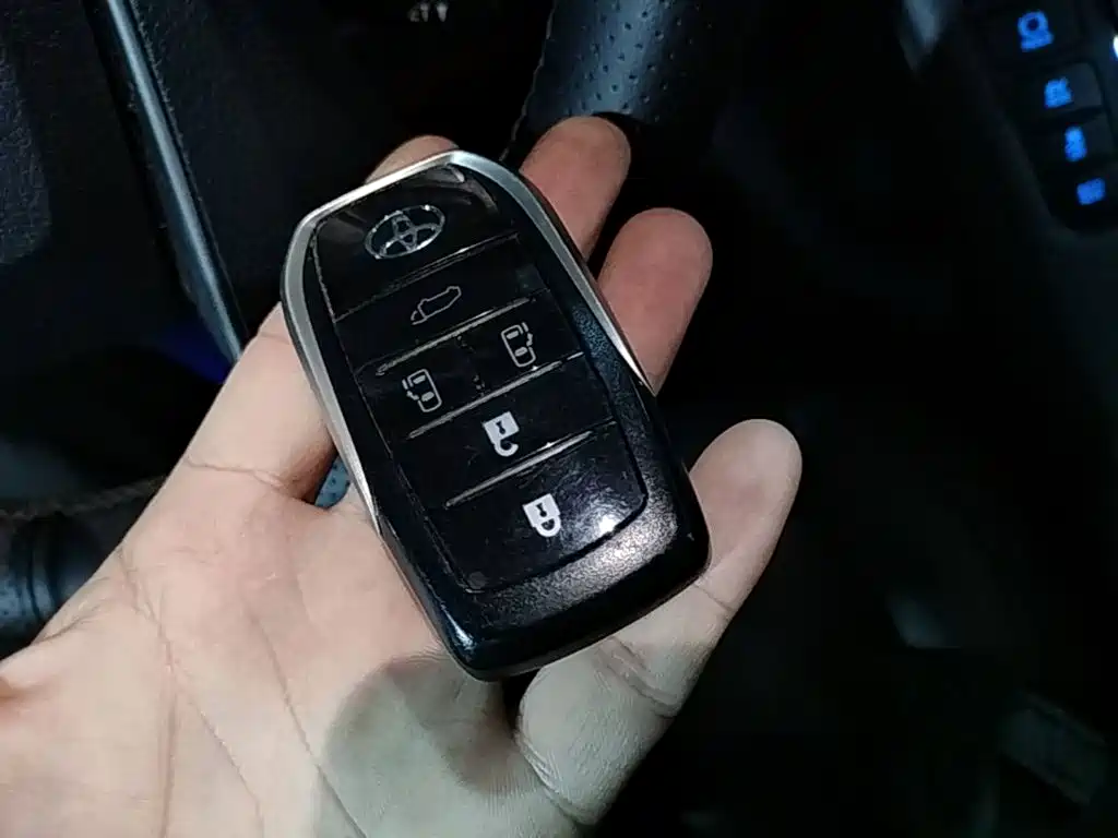 Toyota Vellfire — миниатюра 9