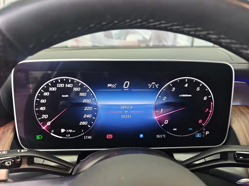 Mercedes-Benz GLC — миниатюра 6