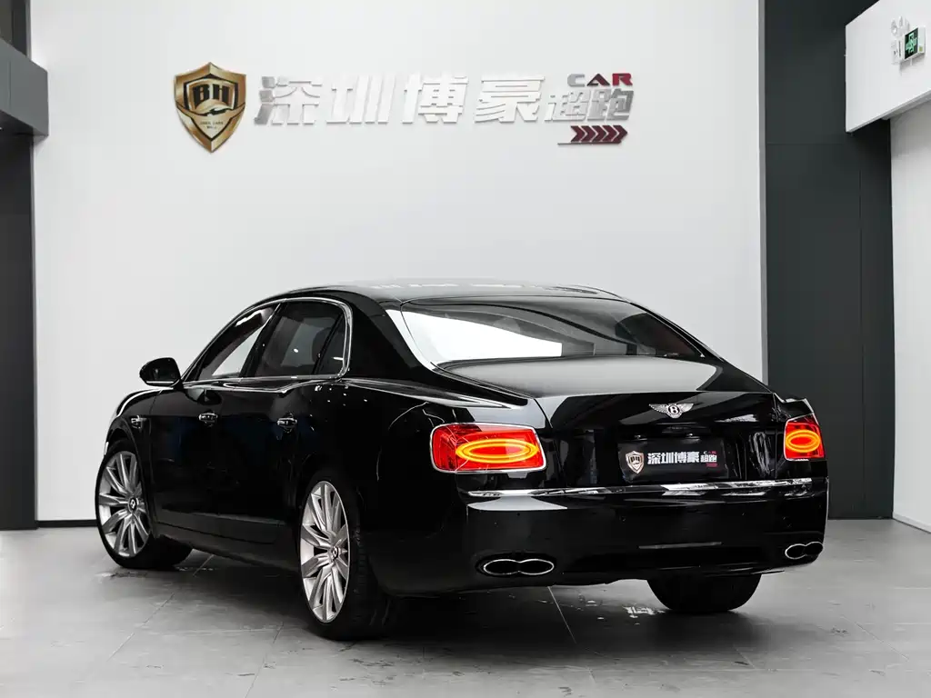 Bentley Flying Spur 2017 4.0T V8 Standard
