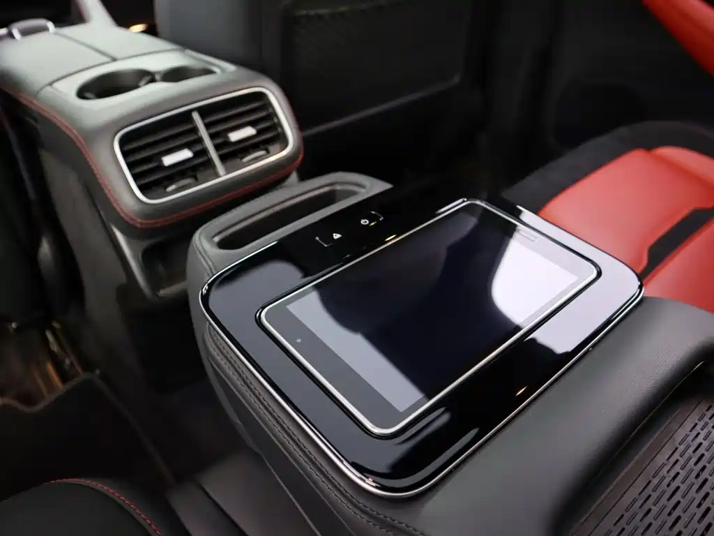Mercedes-Benz GLE AMG — миниатюра 23