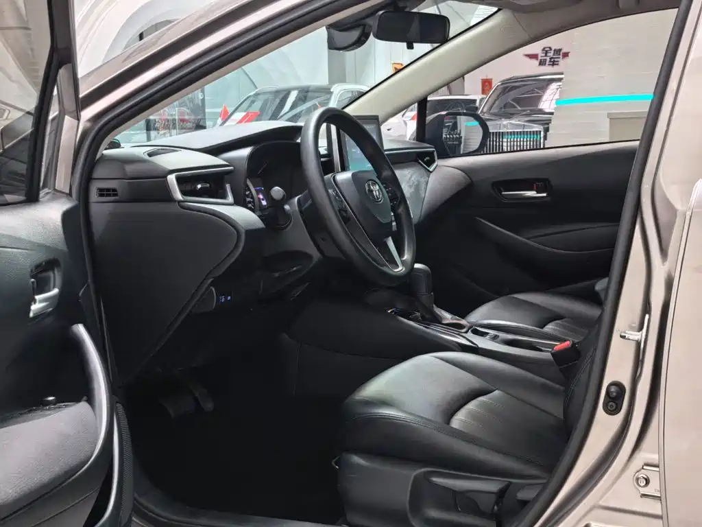 Toyota Corolla — миниатюра 5