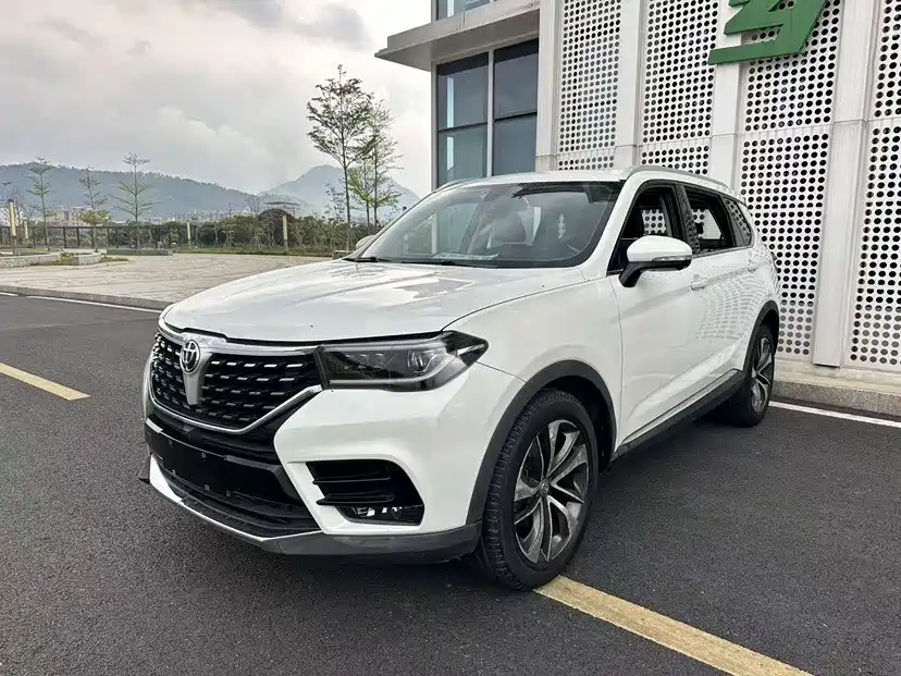 Zhonghua V7 — миниатюра 20