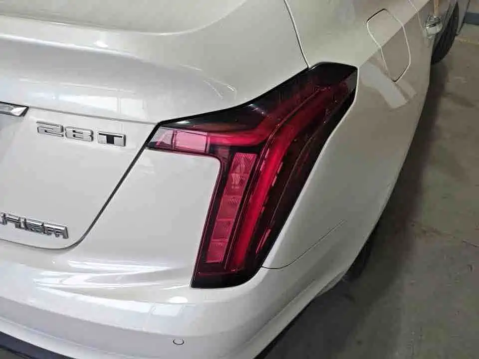 Cadillac CT5 — миниатюра 7