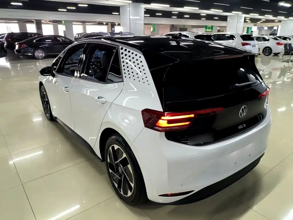 Volkswagen ID.3 — миниатюра 5