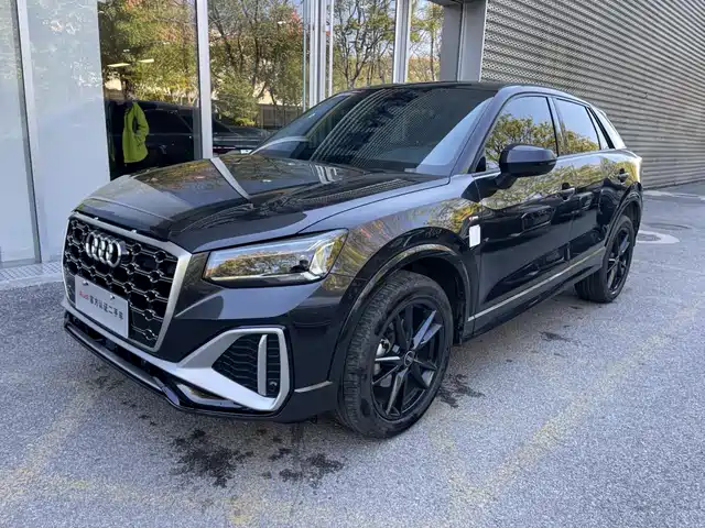 AUDI Q2L 2023