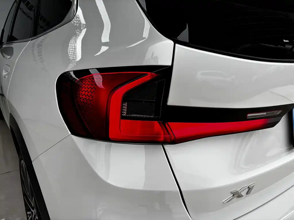 BMW X1 — миниатюра 9