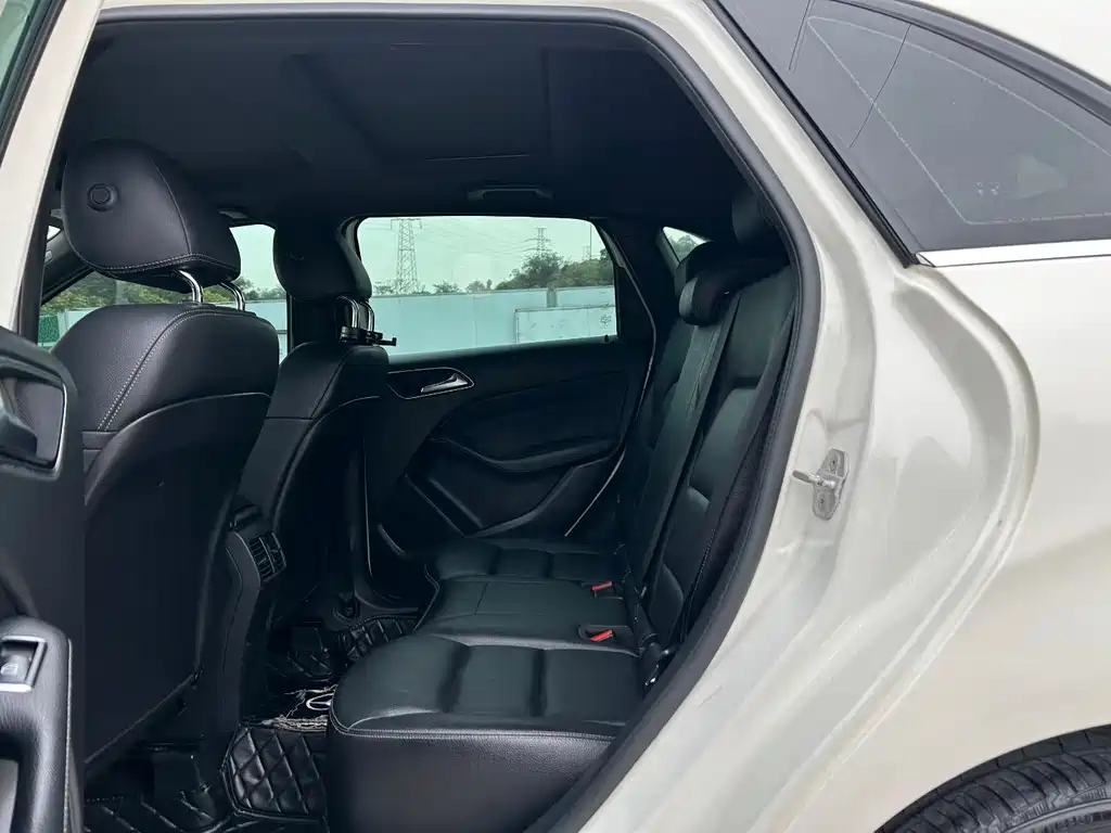 MERCEDES-BENZ B CLASS