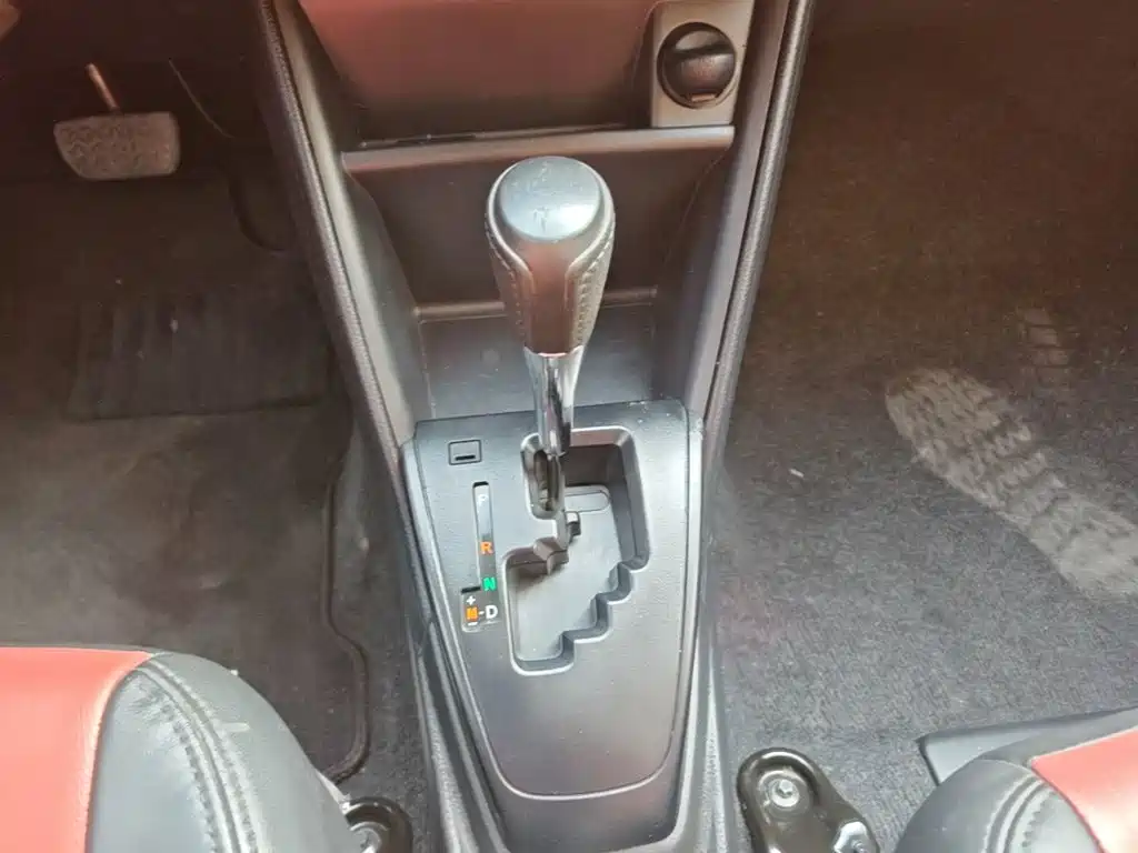 Toyota Yaris L — миниатюра 14