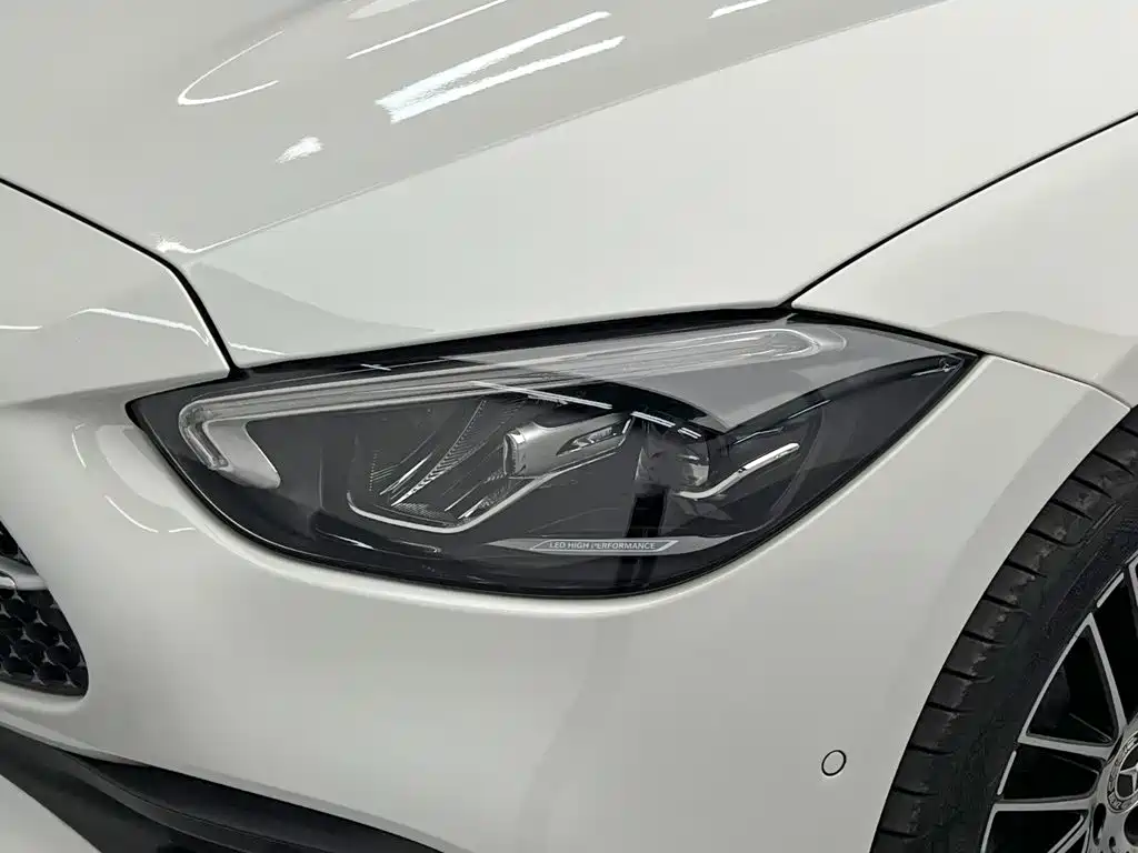 Mercedes-Benz C-Class — миниатюра 10