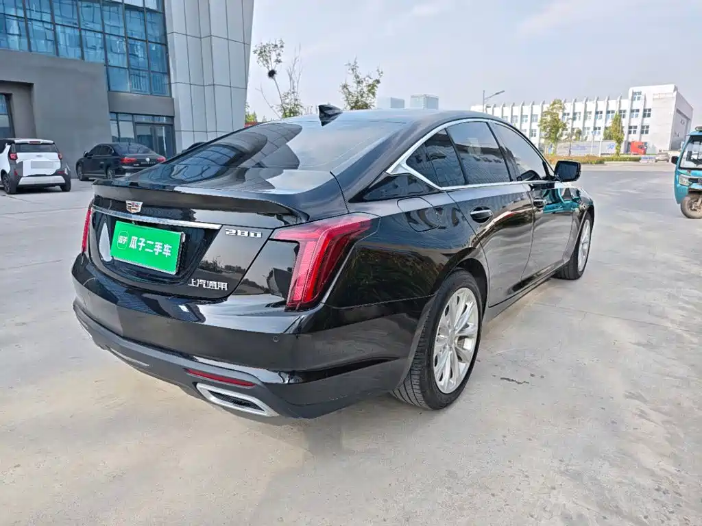 Cadillac CT5 — миниатюра 7