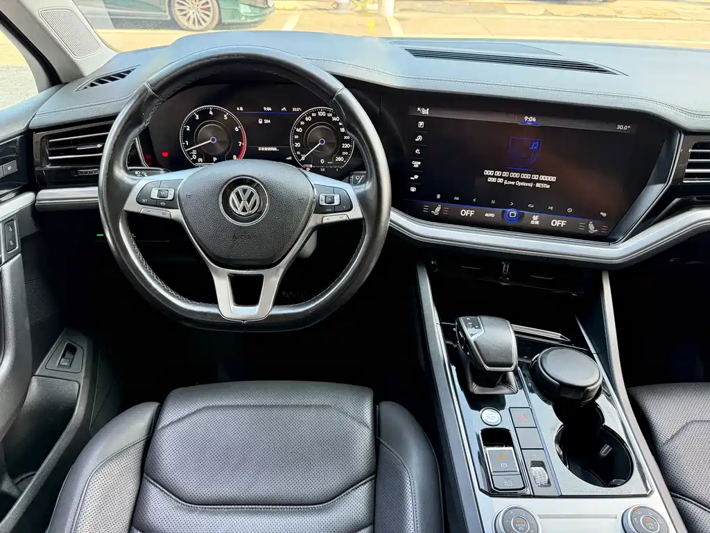 Volkswagen Touareg — миниатюра 8