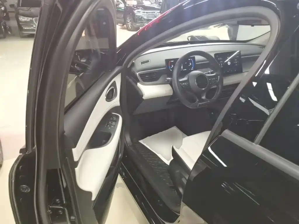 BYD Seal 05 DM-i — миниатюра 16