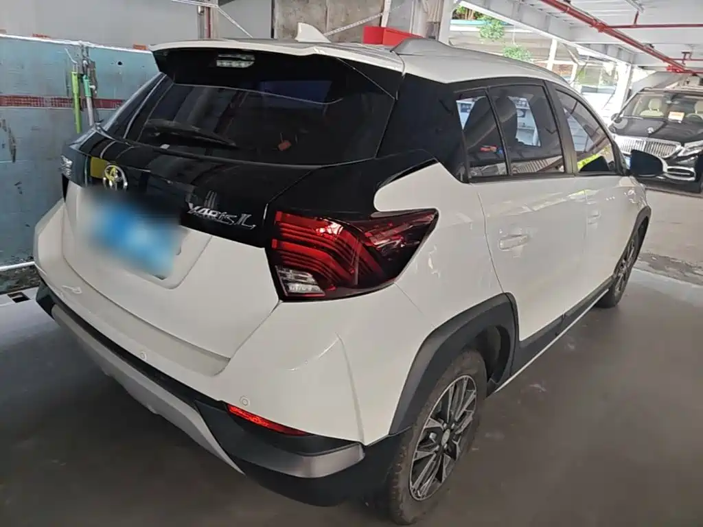 Toyota Yaris L — миниатюра 7