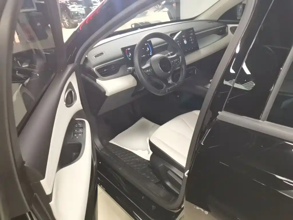 BYD Seal 05 DM-i — миниатюра 15