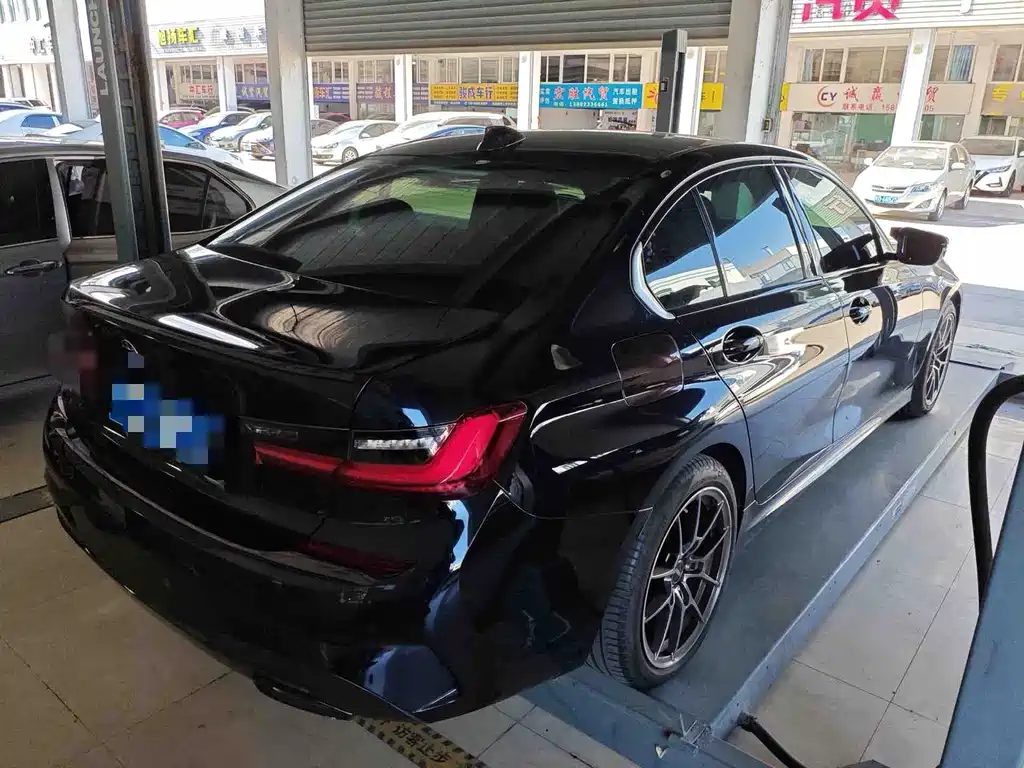 BMW 3 Series — миниатюра 6