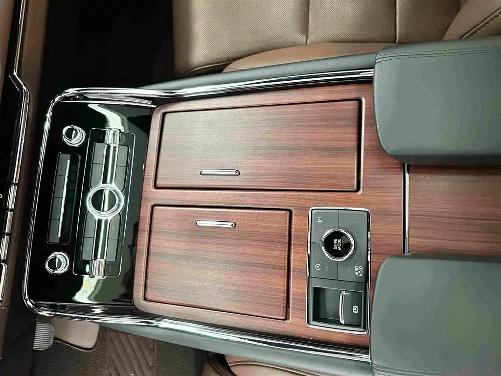 Lincoln Navigator — миниатюра 10