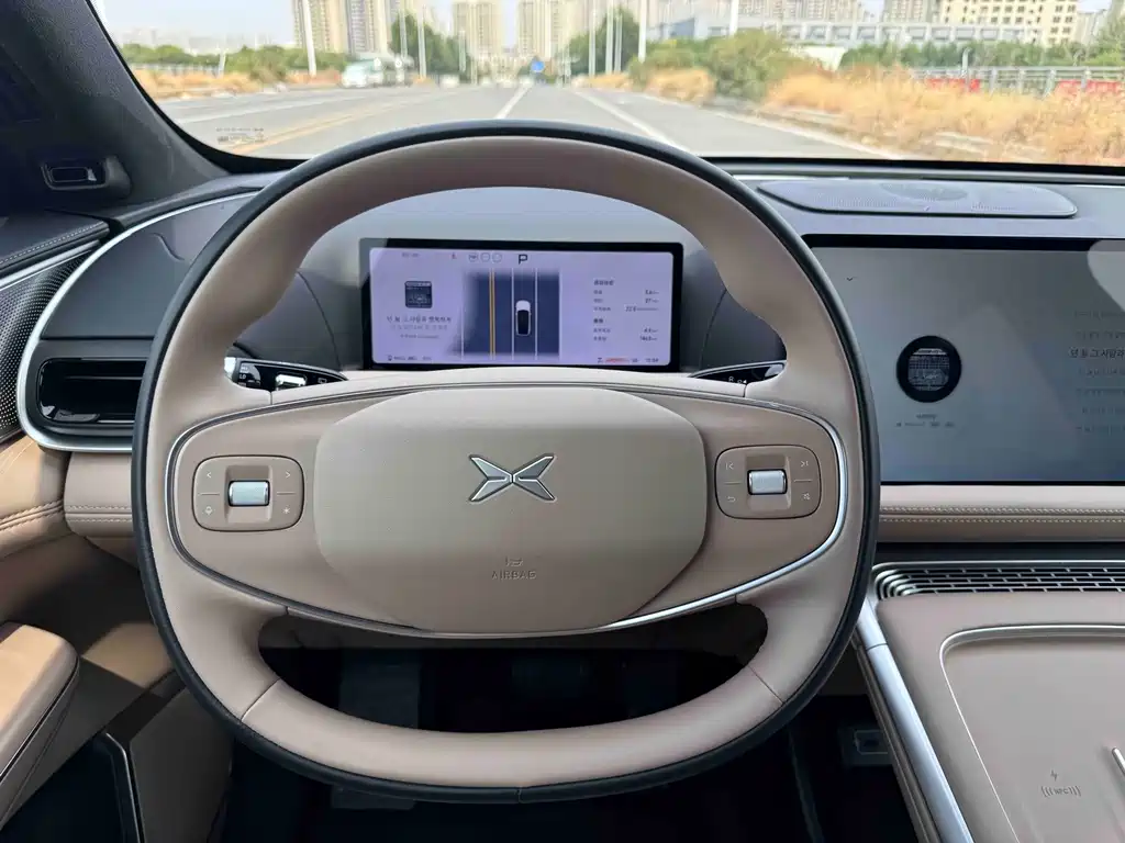 XPeng G9 — миниатюра 13