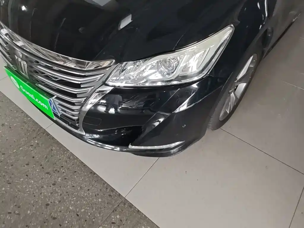 Toyota Crown — миниатюра 24