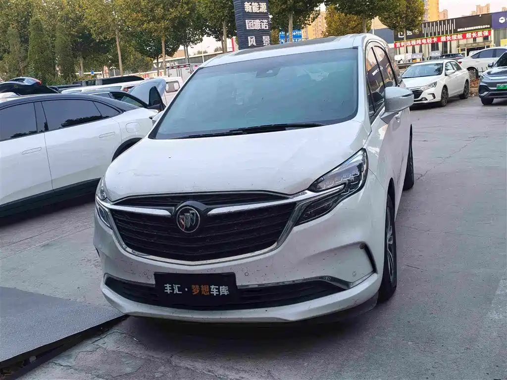 Buick GL8 — миниатюра 2