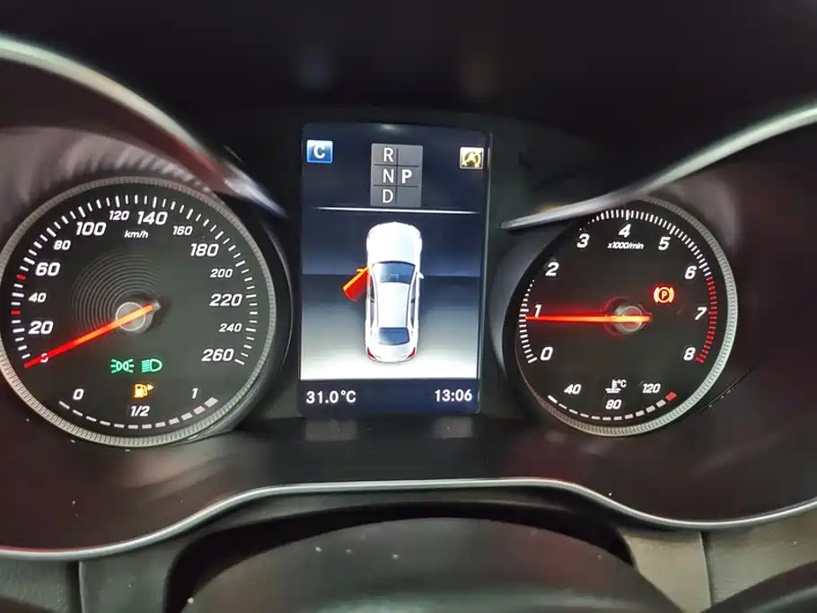 Mercedes-Benz C-Class — миниатюра 14