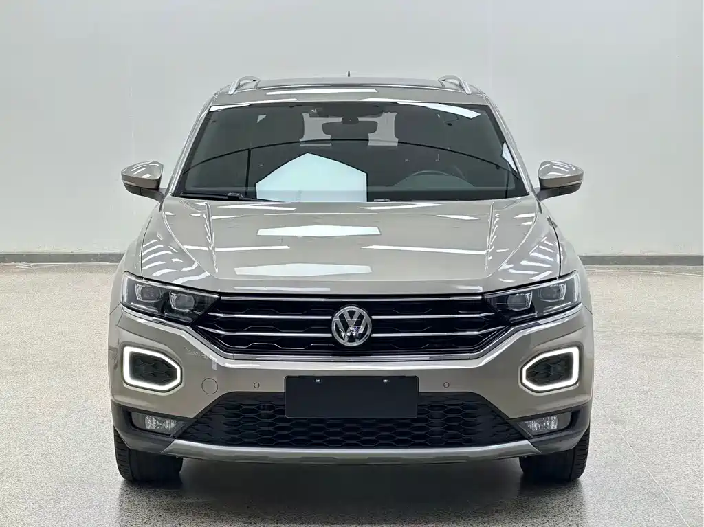 Volkswagen T-Roc — миниатюра 2