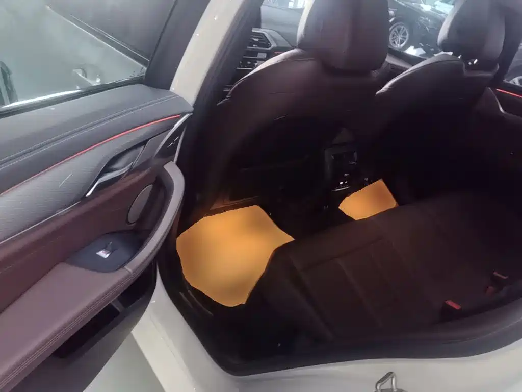 BMW X4 — миниатюра 17