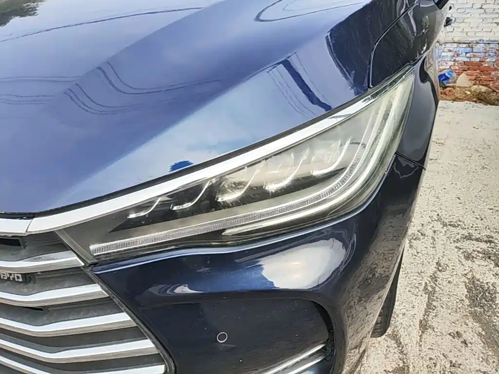 BYD MAX — миниатюра 24