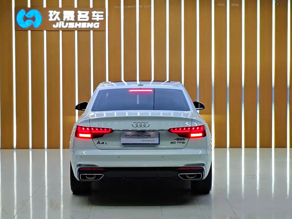 Audi A4L 2023 40 TFSI Fashion