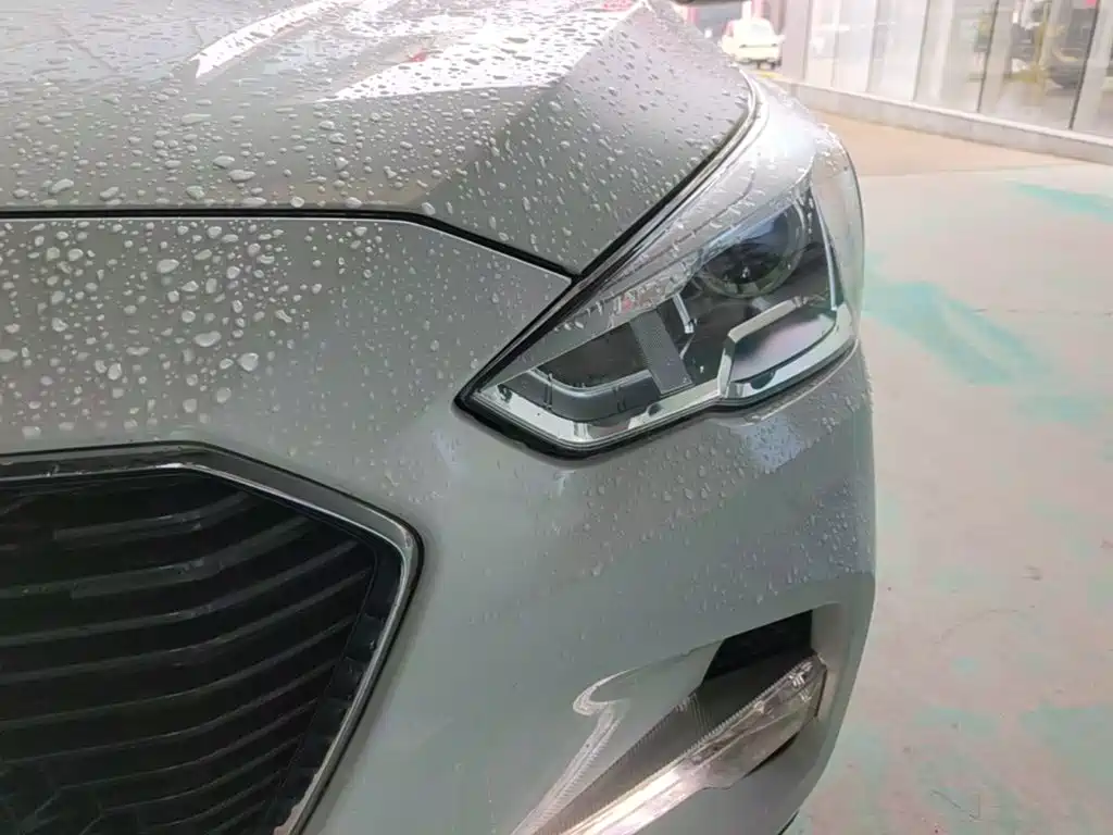 Haval M6 — миниатюра 24