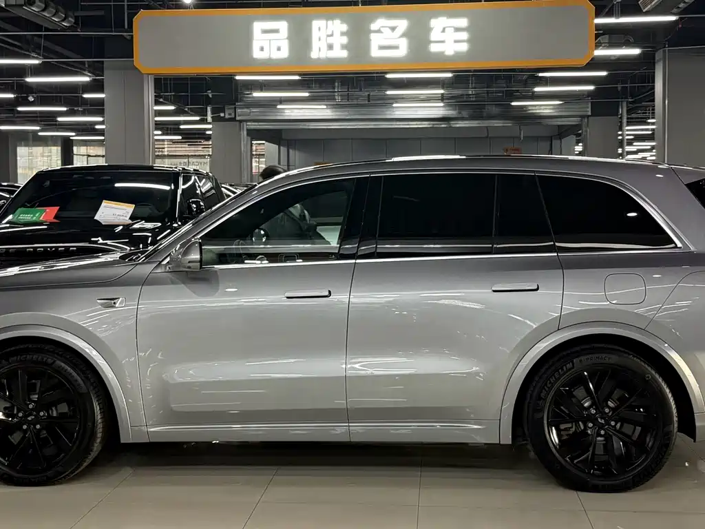 Li Auto Li L8 — миниатюра 4